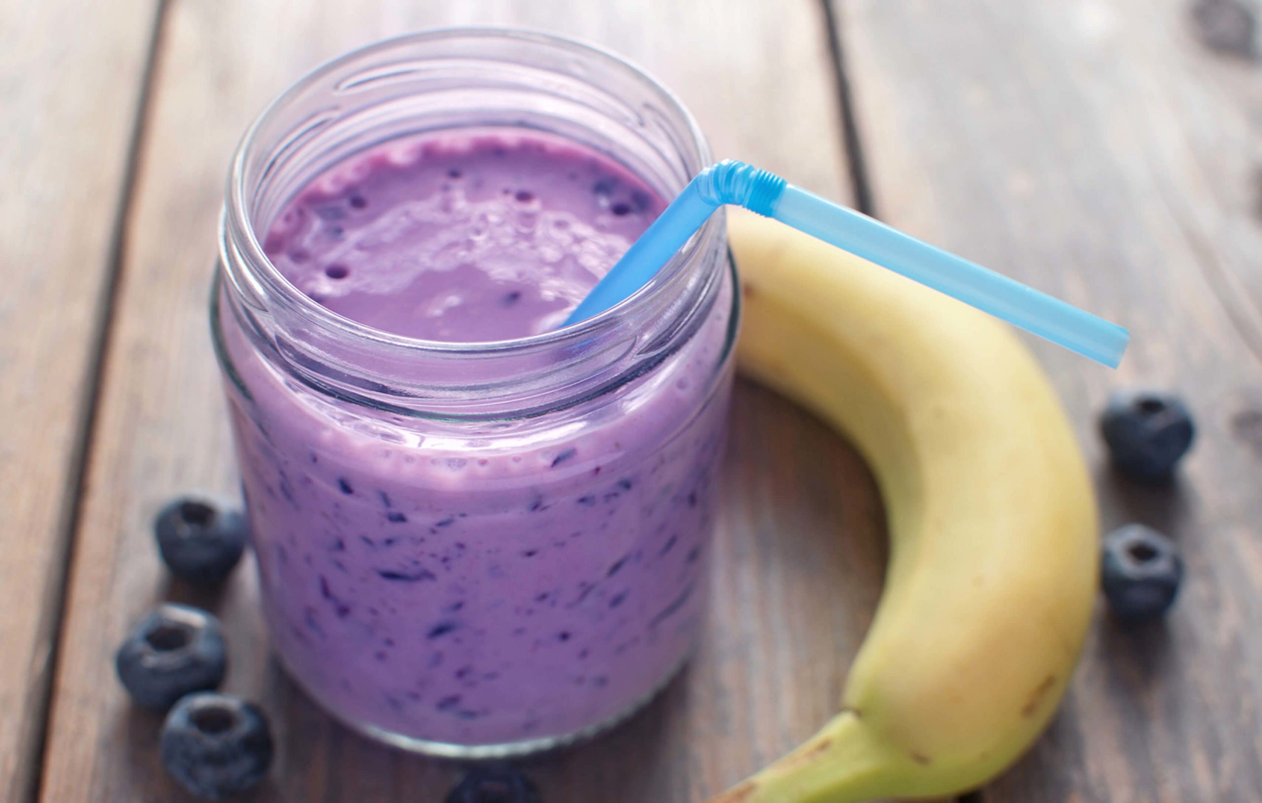 Recipes_B&S_BlueMangoProbioticSmoothiel